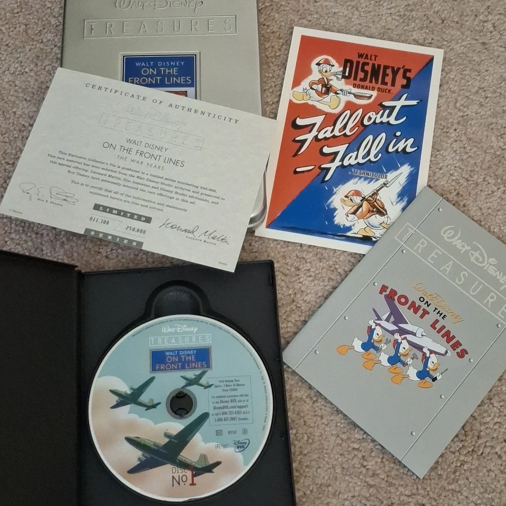 Disney Treasures Collection - Picture 5 of 9